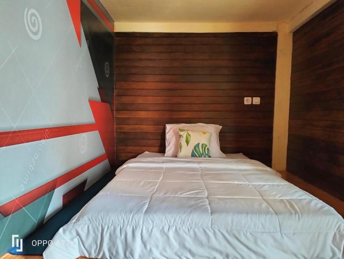 Tara Hostel Batununggul المظهر الخارجي الصورة