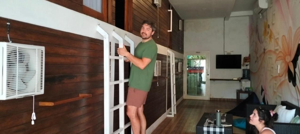 Tara Hostel Batununggul المظهر الخارجي الصورة