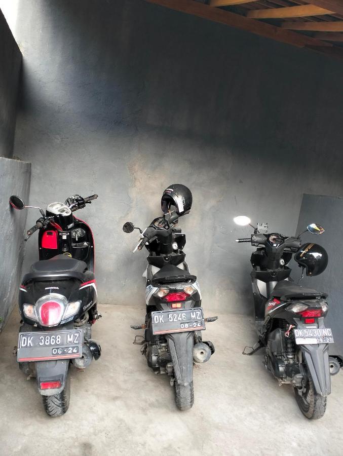 Tara Hostel Batununggul المظهر الخارجي الصورة