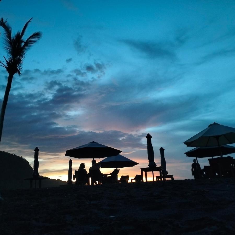 Tara Hostel Batununggul المظهر الخارجي الصورة